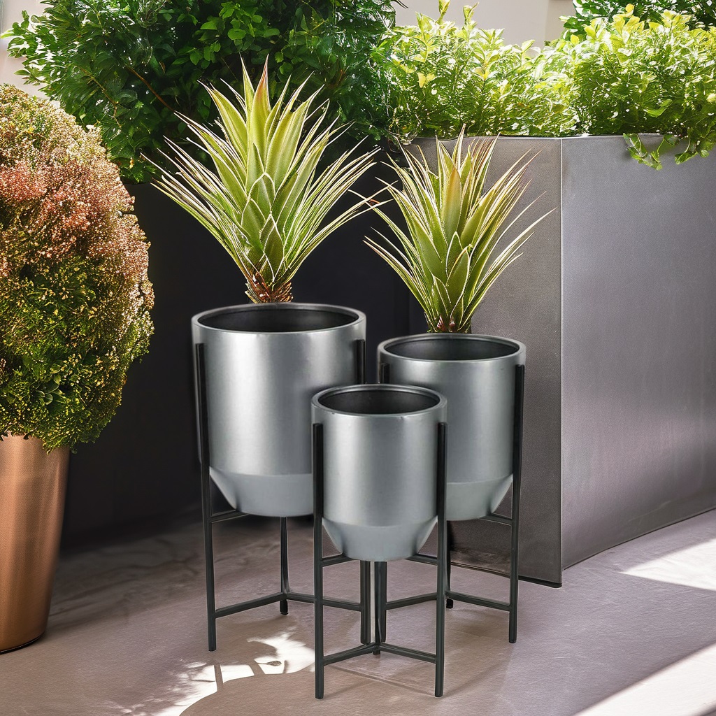 Iron Modern Planter (Set of 3)